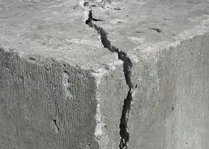 Alt ve üst beton yapıların çatlaklarını anlama ve ele alma konusundaki anlayış