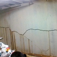 How to repair a crack in the basement wall