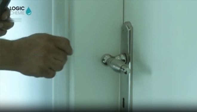 Desinfectiespray voor deurklinken